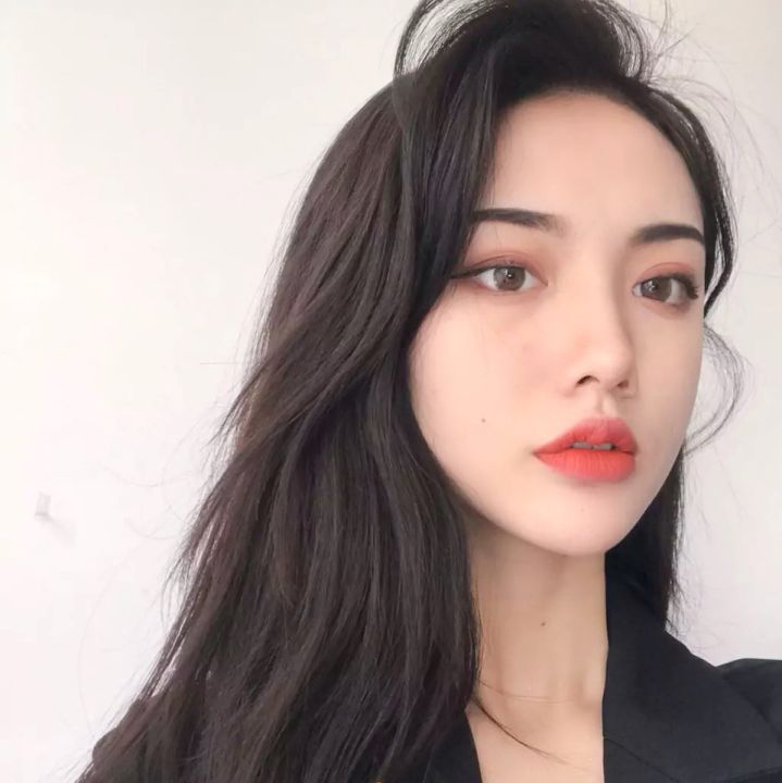 素颜霜危害比粉底液大（素颜霜和粉底液的成分介绍）