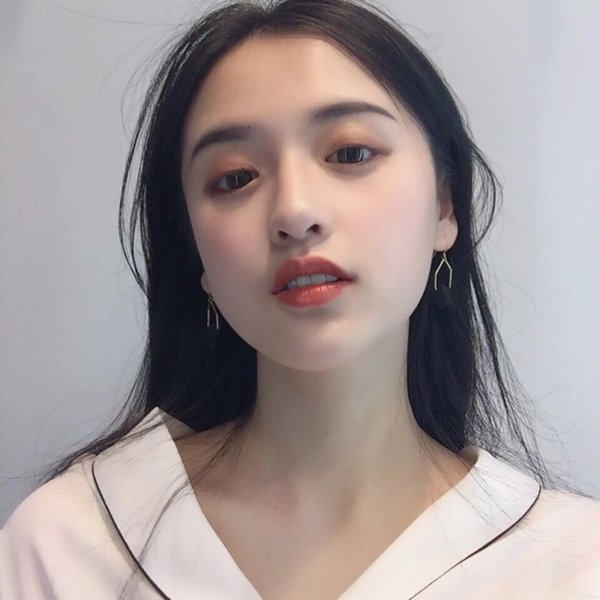 素颜霜危害比粉底液大（素颜霜和粉底液的成分介绍）