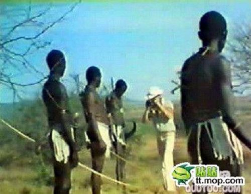 非洲象人族巨阴族-第1张图片-