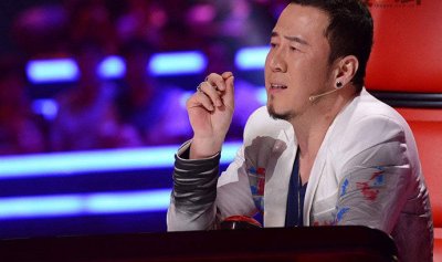 杨坤丁丁恋情真的吗 丁丁被杨坤潜规则真假