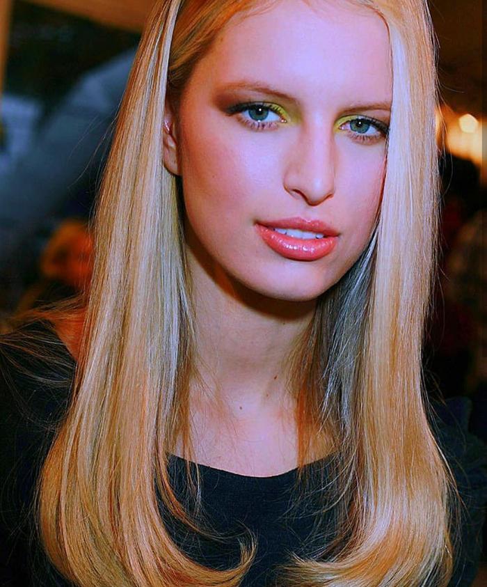 超模大KK年轻的时候,最后一张太好看了吧