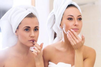 ​如何快速去除痘印 今蝉祛痘印的小窍门 快速有效的祛痘印