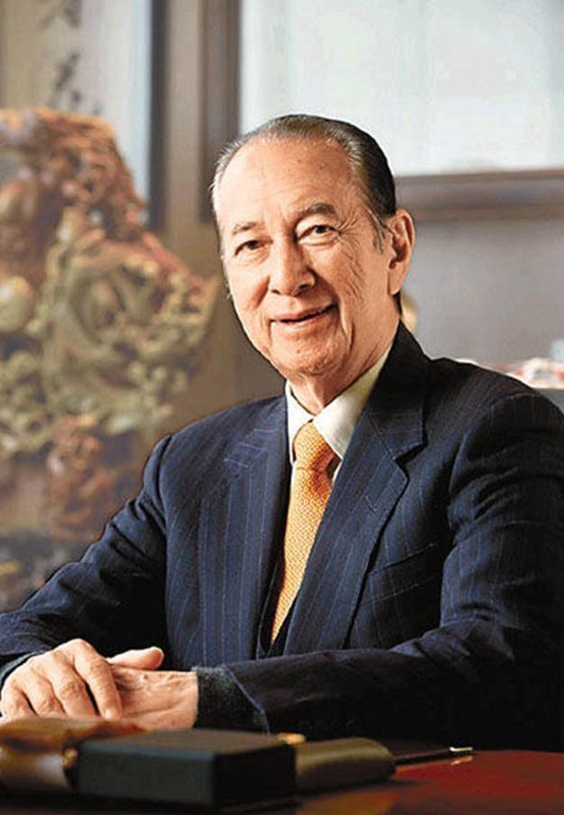 澳门两大顶级势力,黑帮崩牙驹与赌王何鸿燊,到底谁的势力更大?