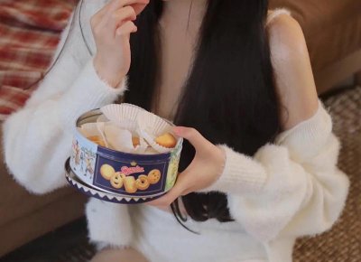 ​两个奶头被吃得又翘又肿特别疼 怎么样能变大变硬