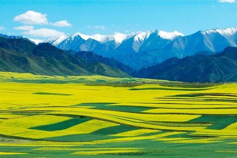 和女朋友五一去哪里玩