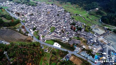 ​粉墙黛瓦西递镇