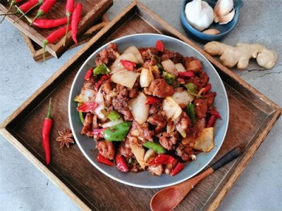 ​【重庆烧鸡公】的做法+配方，口感以麻辣为主，麻辣鲜香超过瘾