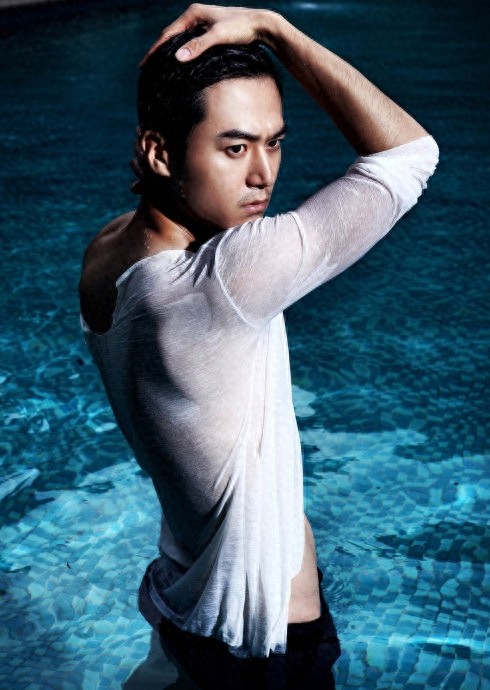 《大唐荣耀》收官将近 眼神“魅惑”茅子俊腹肌如此健硕