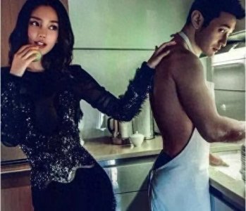 ​黄晓明和杨颖曾经有多疯狂 看看结婚照就知道了