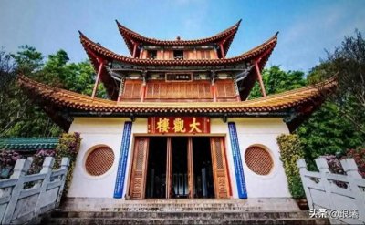 ​Deepseek模仿天下第一长联昆明大观楼长联写的昆明盘龙寺长联