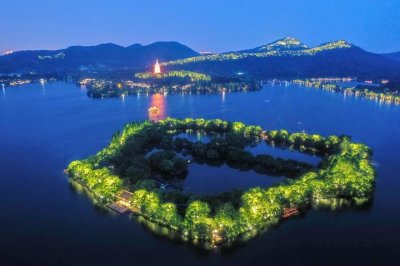 ​杭州：夜西湖 迷人眼