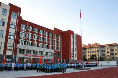 ​濮阳市有名的5所高中，市一高进河南前10，南乐一中也强